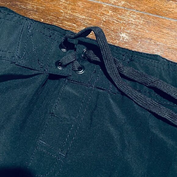 Kanu Surf Women's Breeze Boardshort - Picture 4 of 7